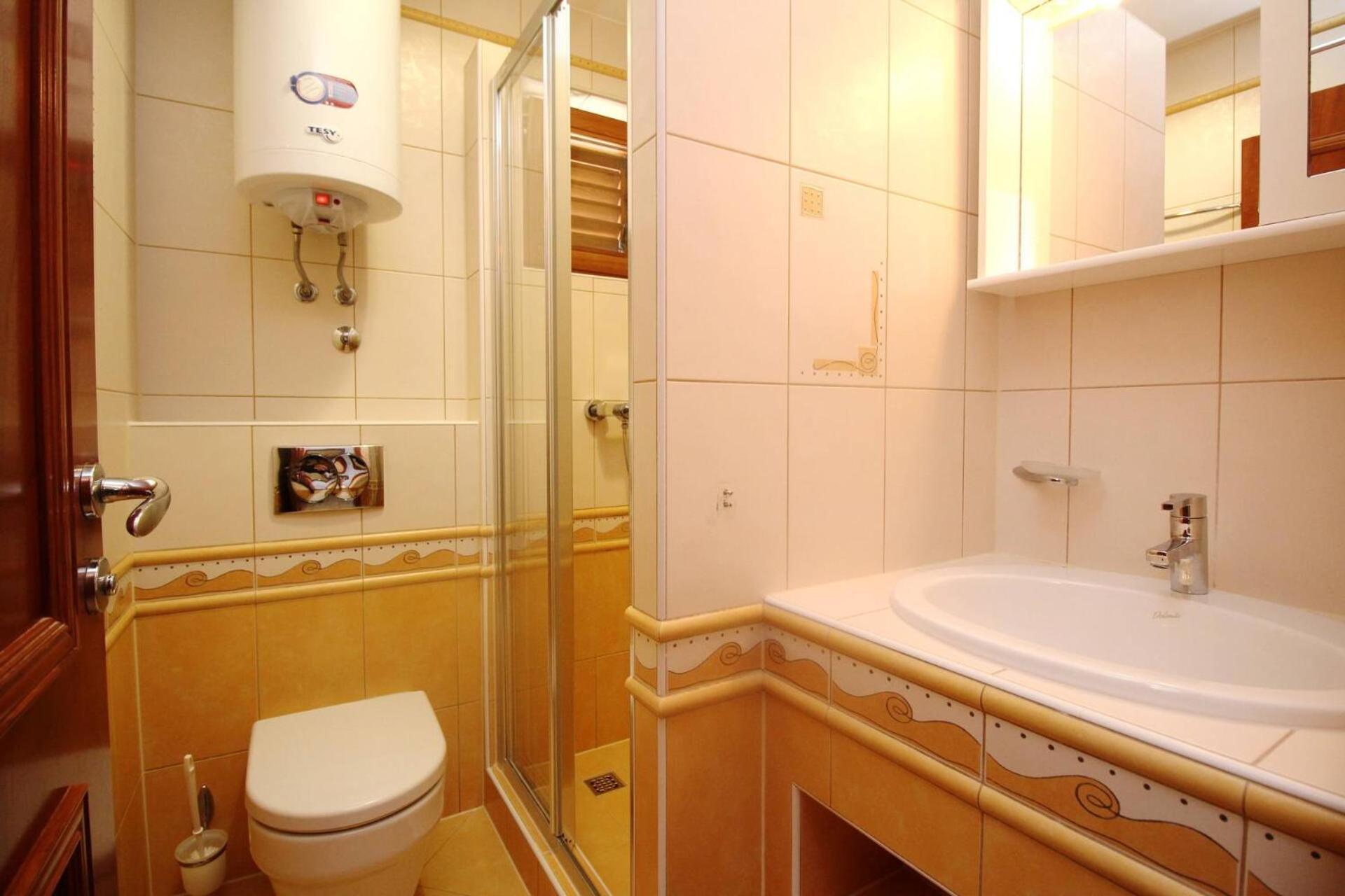 Apartments Mrkus Baska  Bagian luar foto