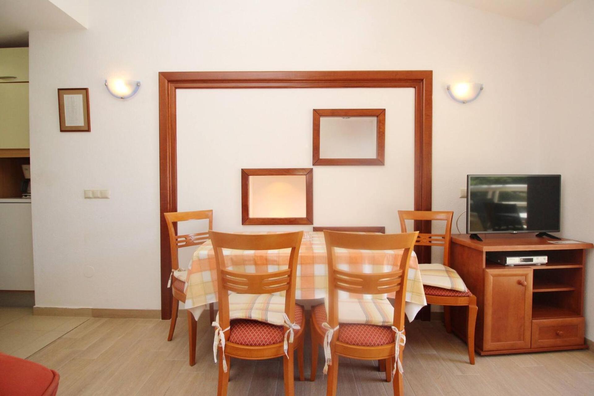 Apartments Mrkus Baska  Bagian luar foto